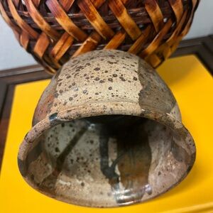 Hand Thrown Stoneware Art Pottery vase Earth Tones Glazed Signed Samantha Keen.